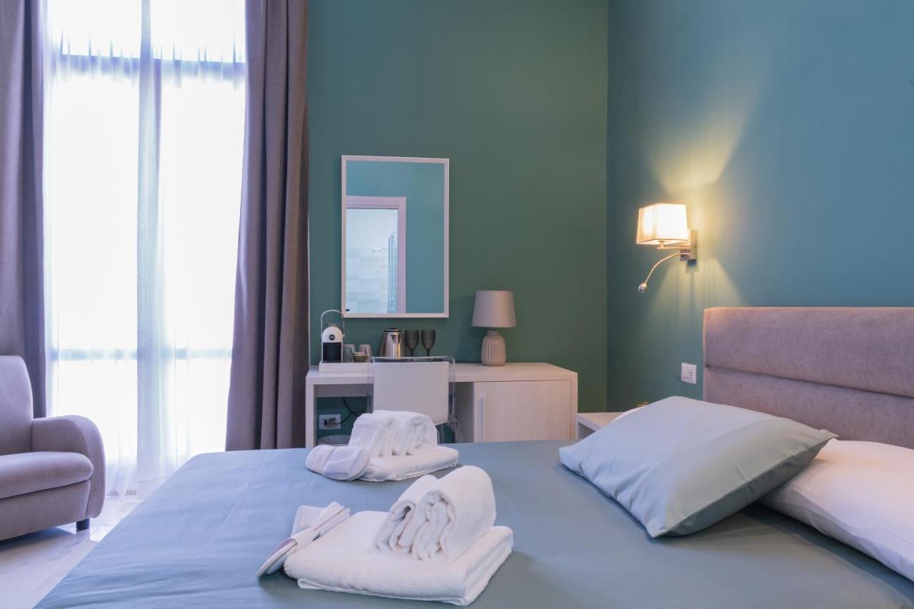 Le Suite Crotone Exterior photo